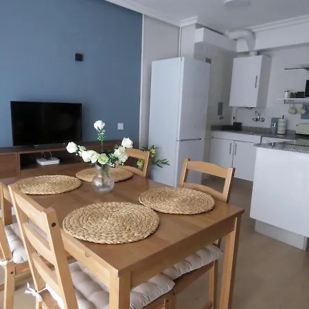La Casina Poniente,cerca De La Playa * Gijon